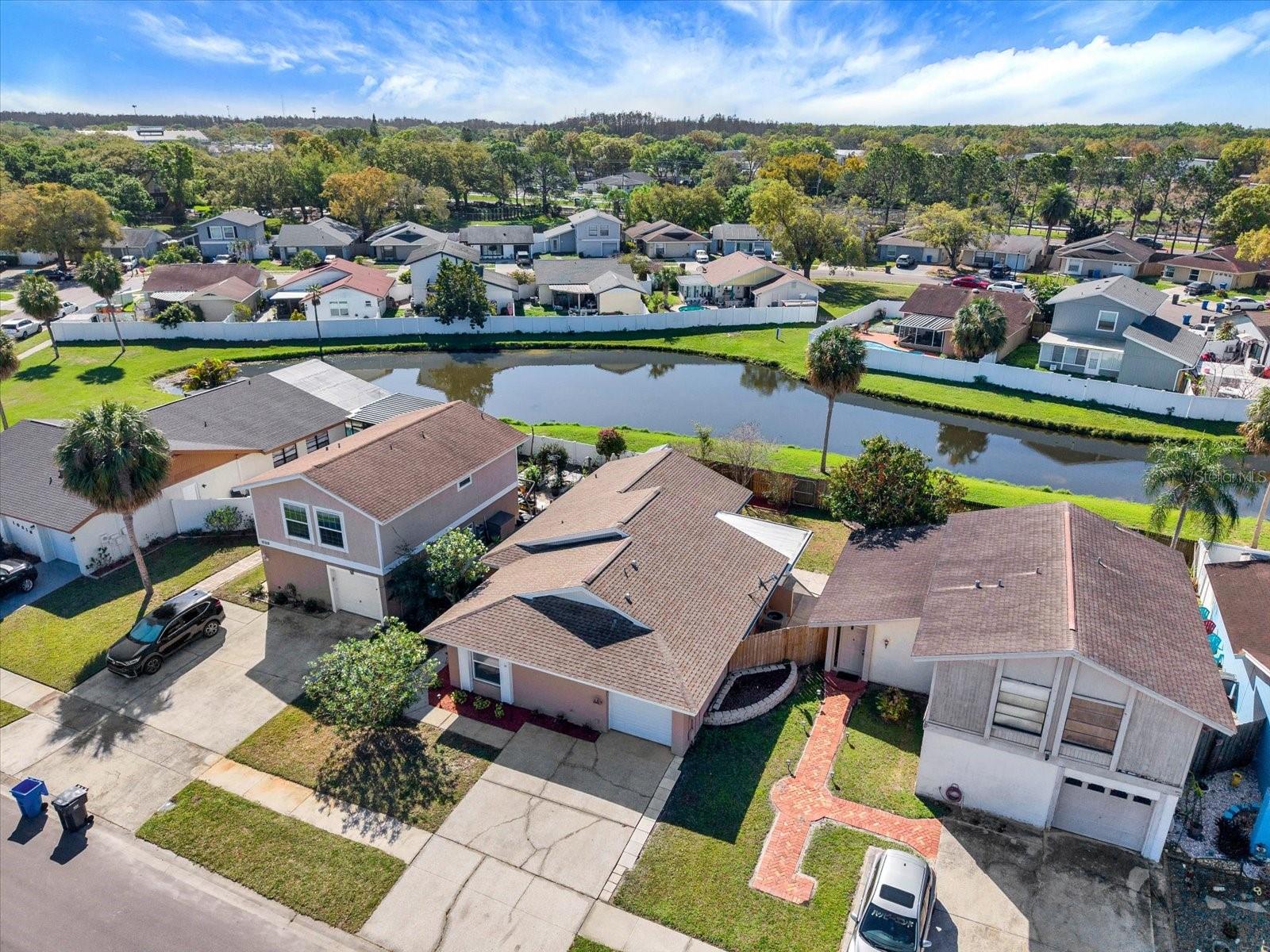 Image 26 of 39 For 10320 Fernbrook Lane