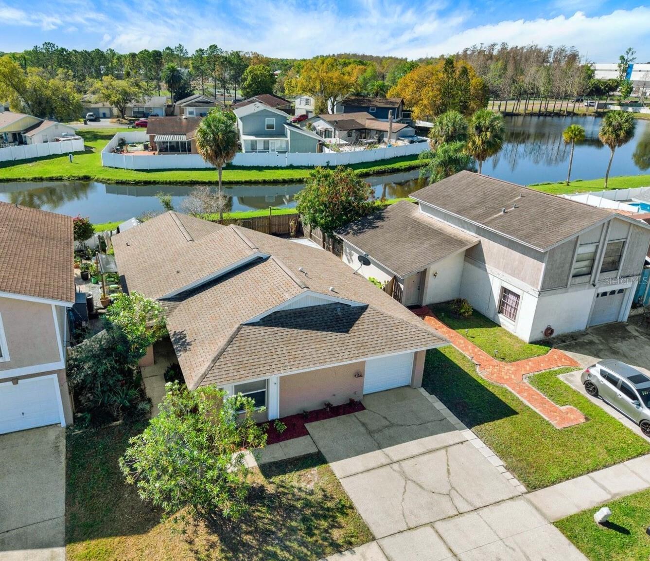 Image 3 of 39 For 10320 Fernbrook Lane