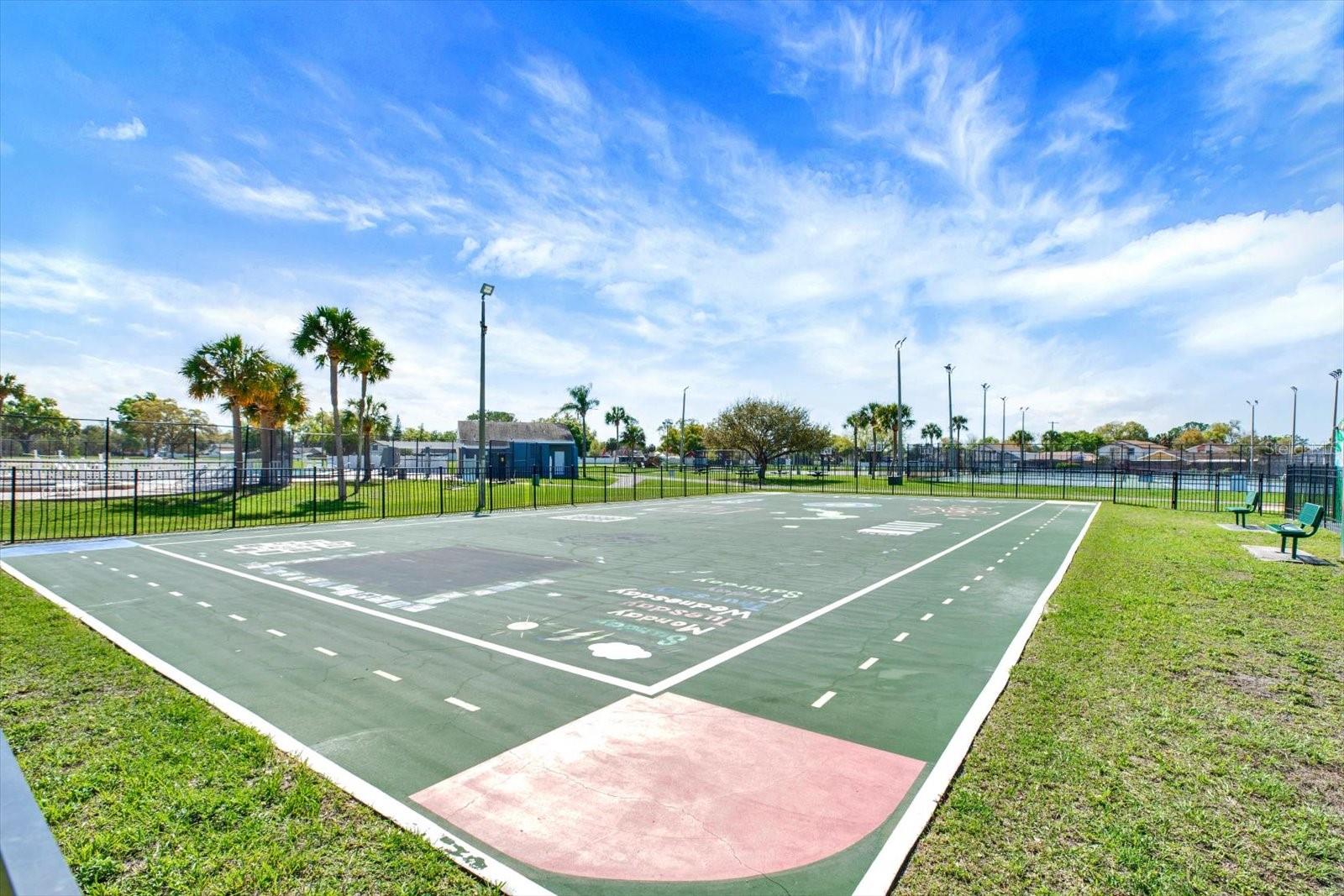 Image 33 of 39 For 10320 Fernbrook Lane