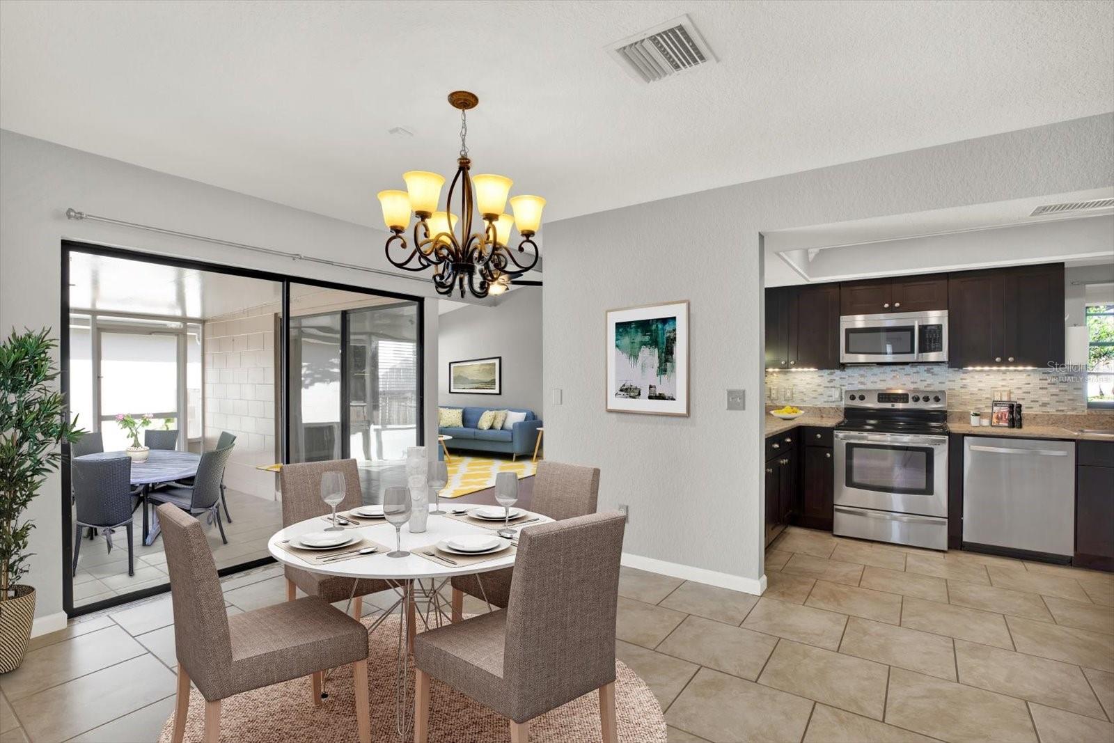 Image 4 of 39 For 10320 Fernbrook Lane