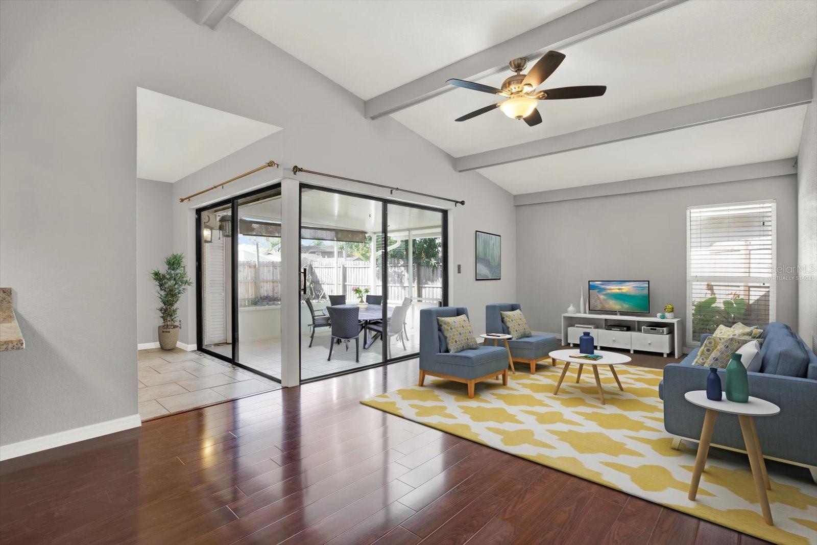 Image 6 of 39 For 10320 Fernbrook Lane