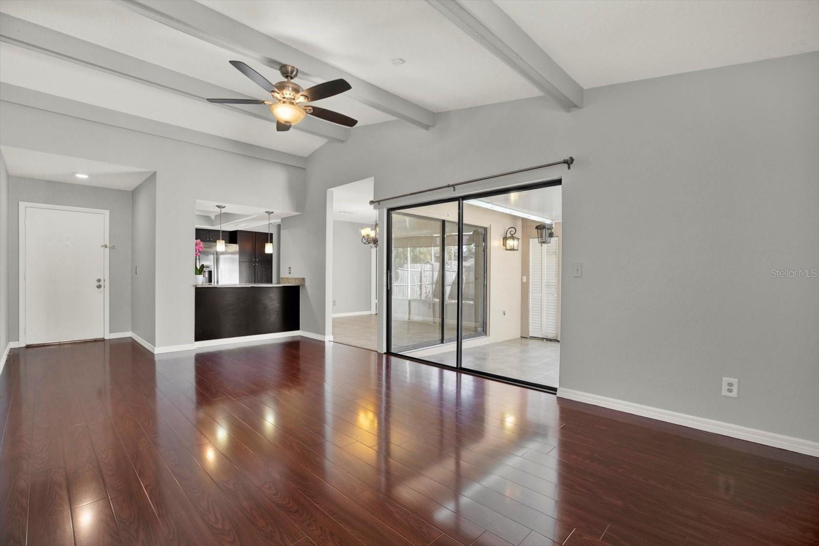 Image 8 of 39 For 10320 Fernbrook Lane