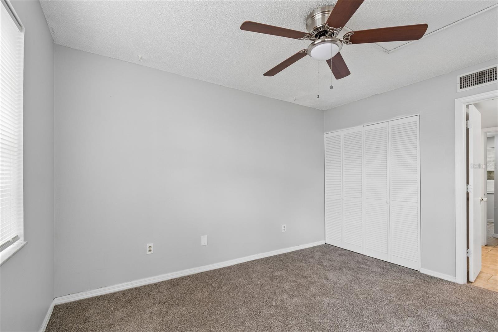 Image 18 of 38 For 6915 Stones Throw Circle N 3106