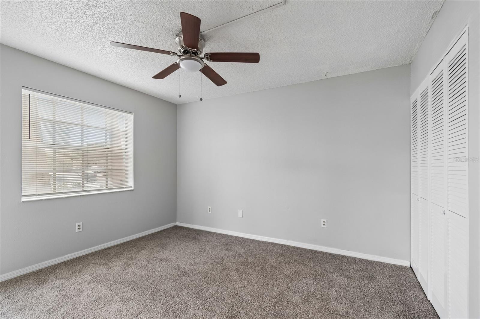 Image 19 of 38 For 6915 Stones Throw Circle N 3106