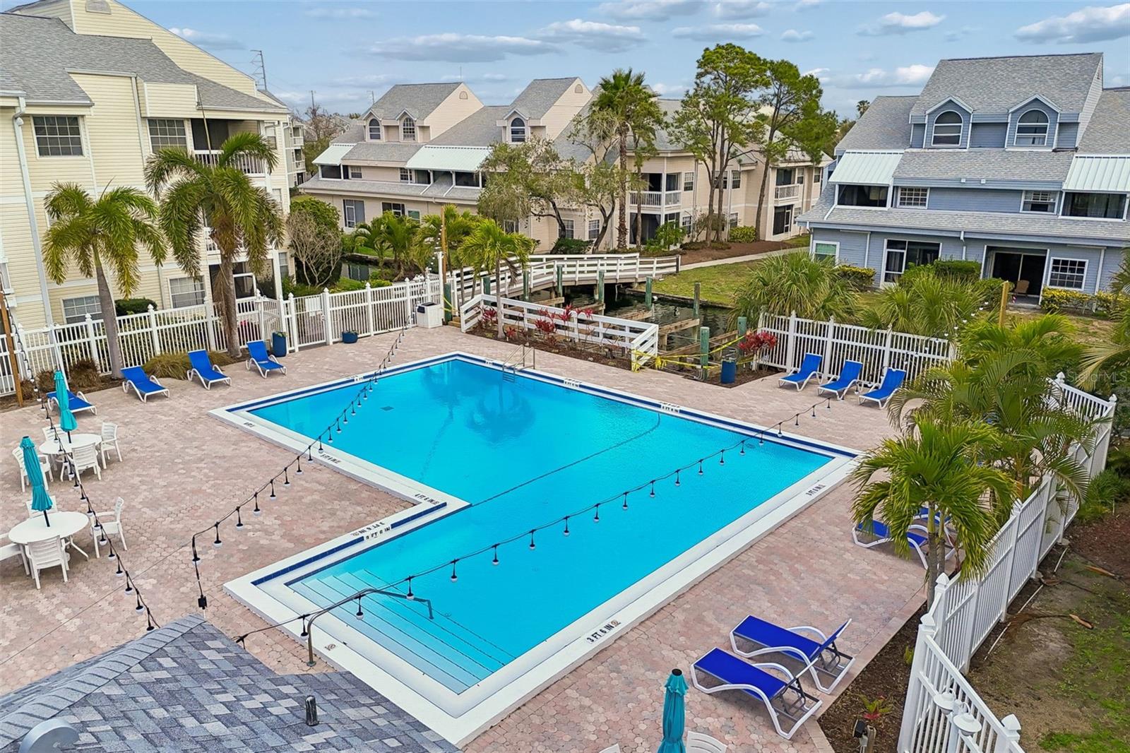 Image 33 of 38 For 6915 Stones Throw Circle N 3106