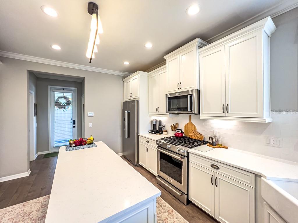 Image 20 of 32 For 5742 Circa Fishhawk Boulevard