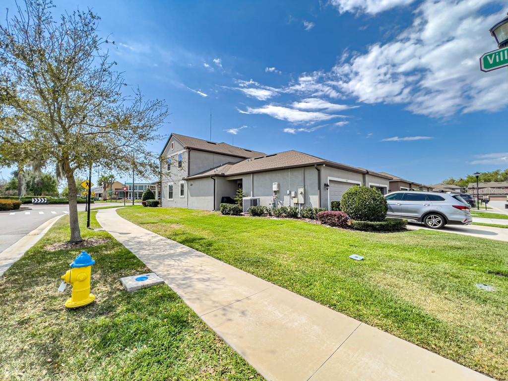 Image 8 of 32 For 5742 Circa Fishhawk Boulevard