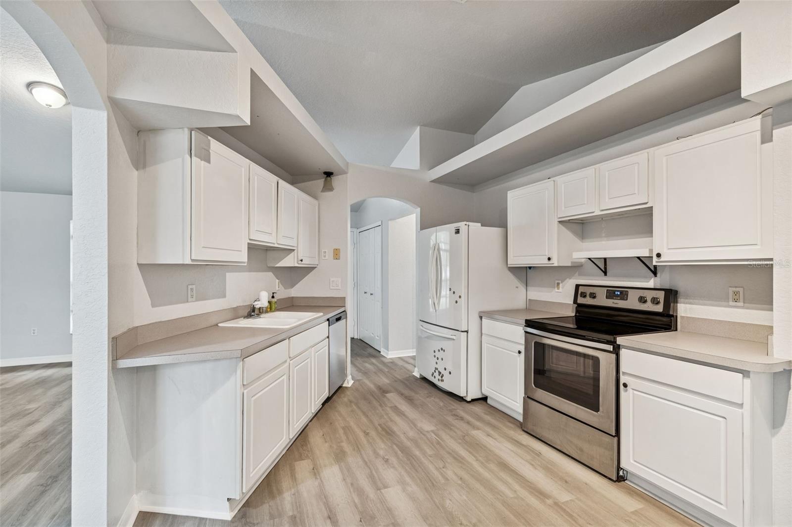 Image 14 of 24 For 2255 Ancho Avenue