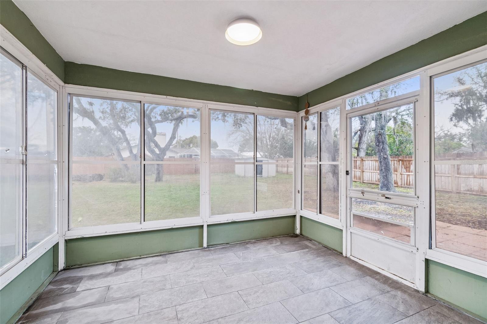 Image 22 of 24 For 2255 Ancho Avenue