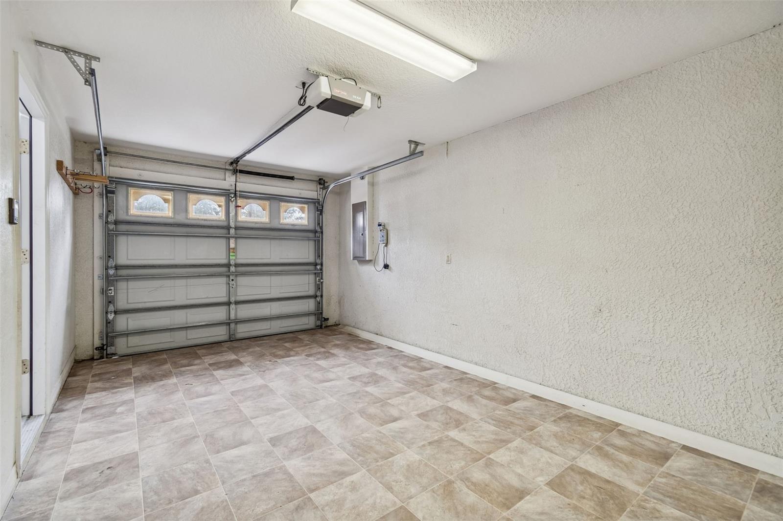 Image 23 of 24 For 2255 Ancho Avenue