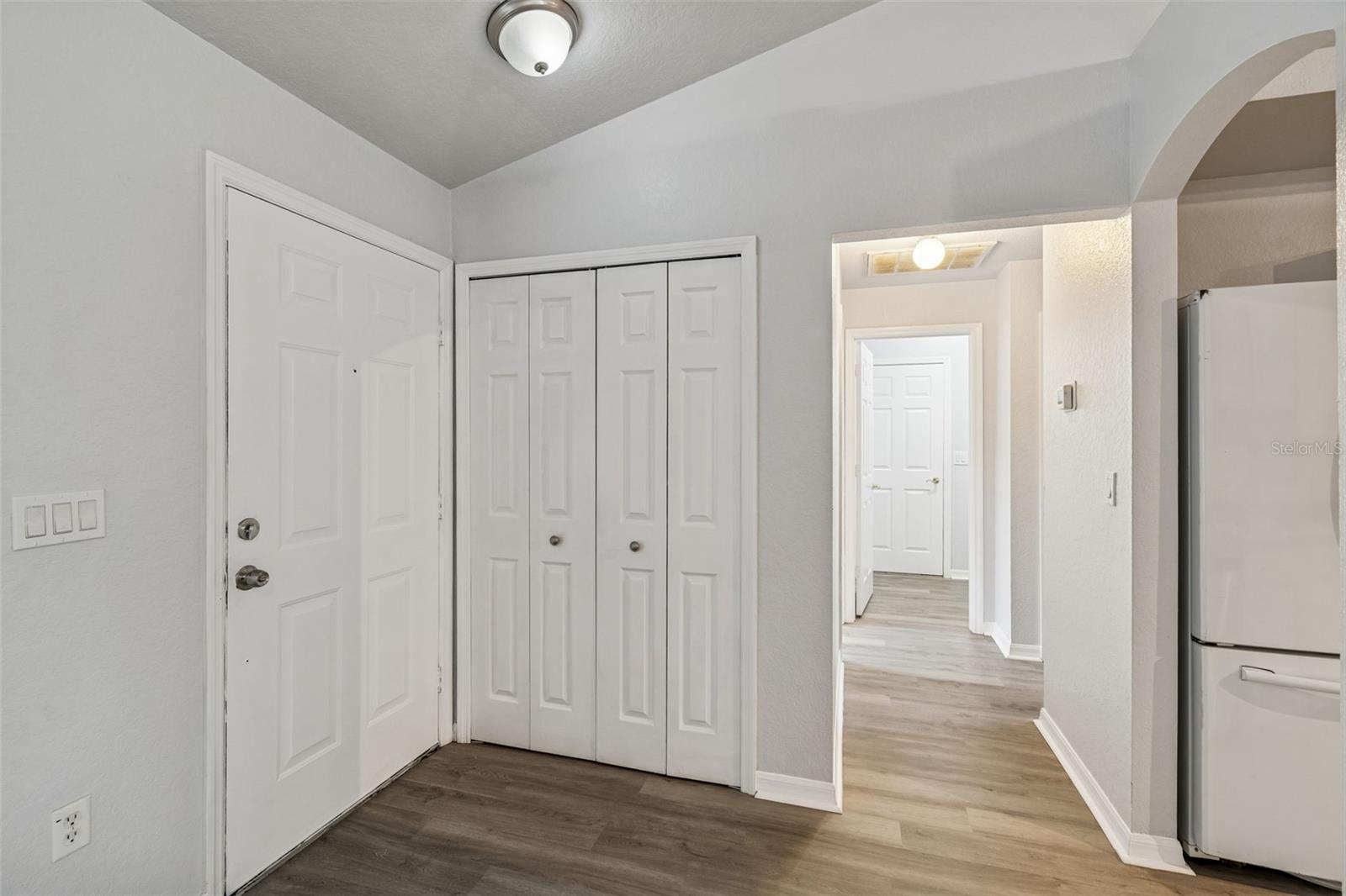 Image 3 of 24 For 2255 Ancho Avenue