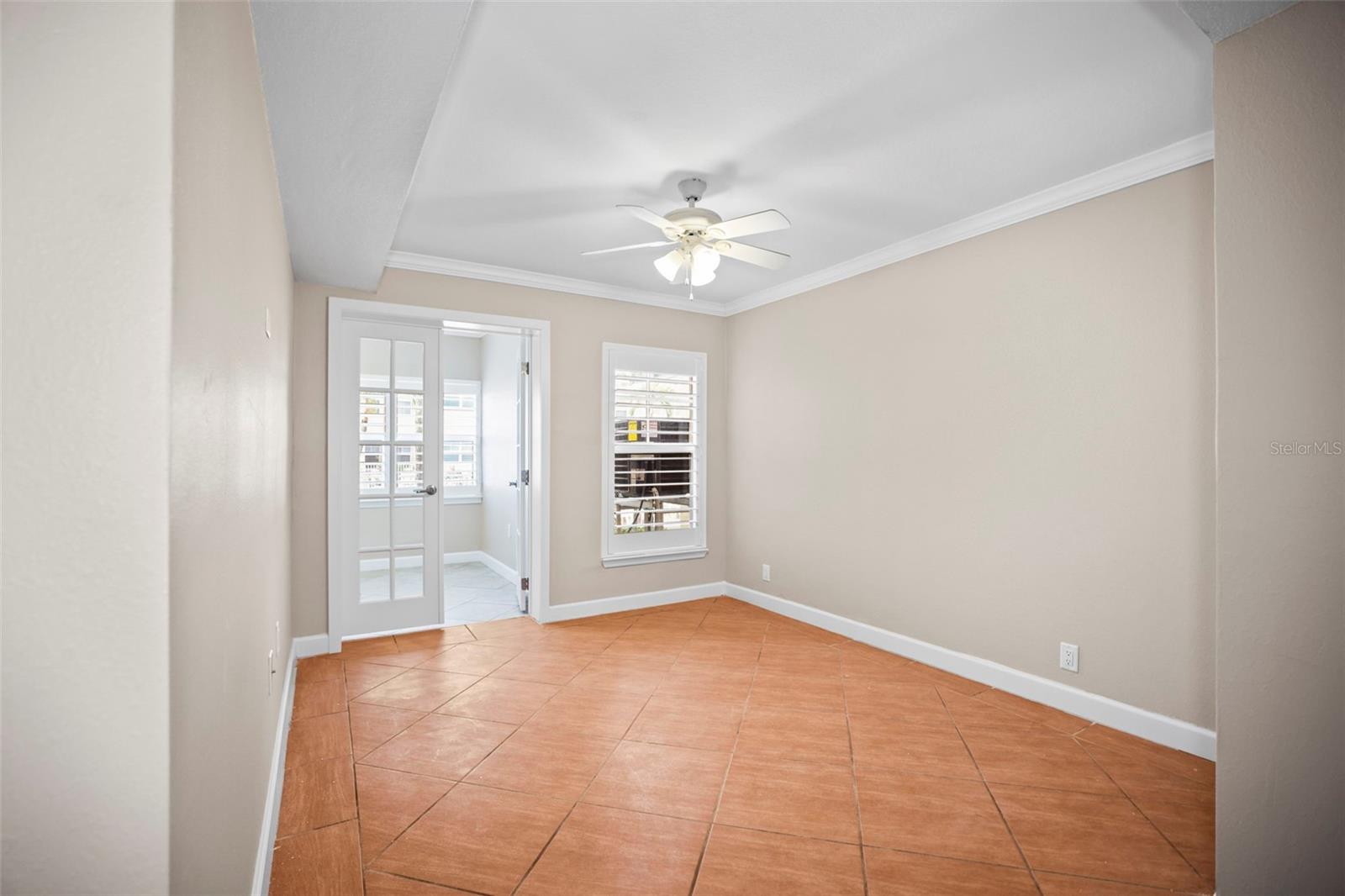 Image 17 of 34 For 19417 Gulf Boulevard A-104