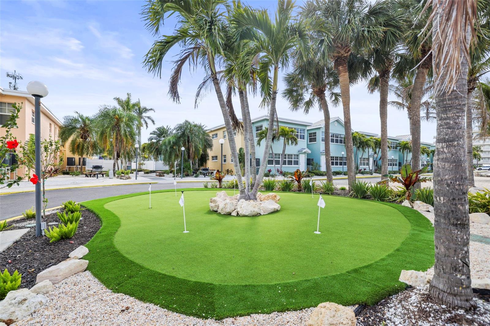 Image 31 of 34 For 19417 Gulf Boulevard A-104