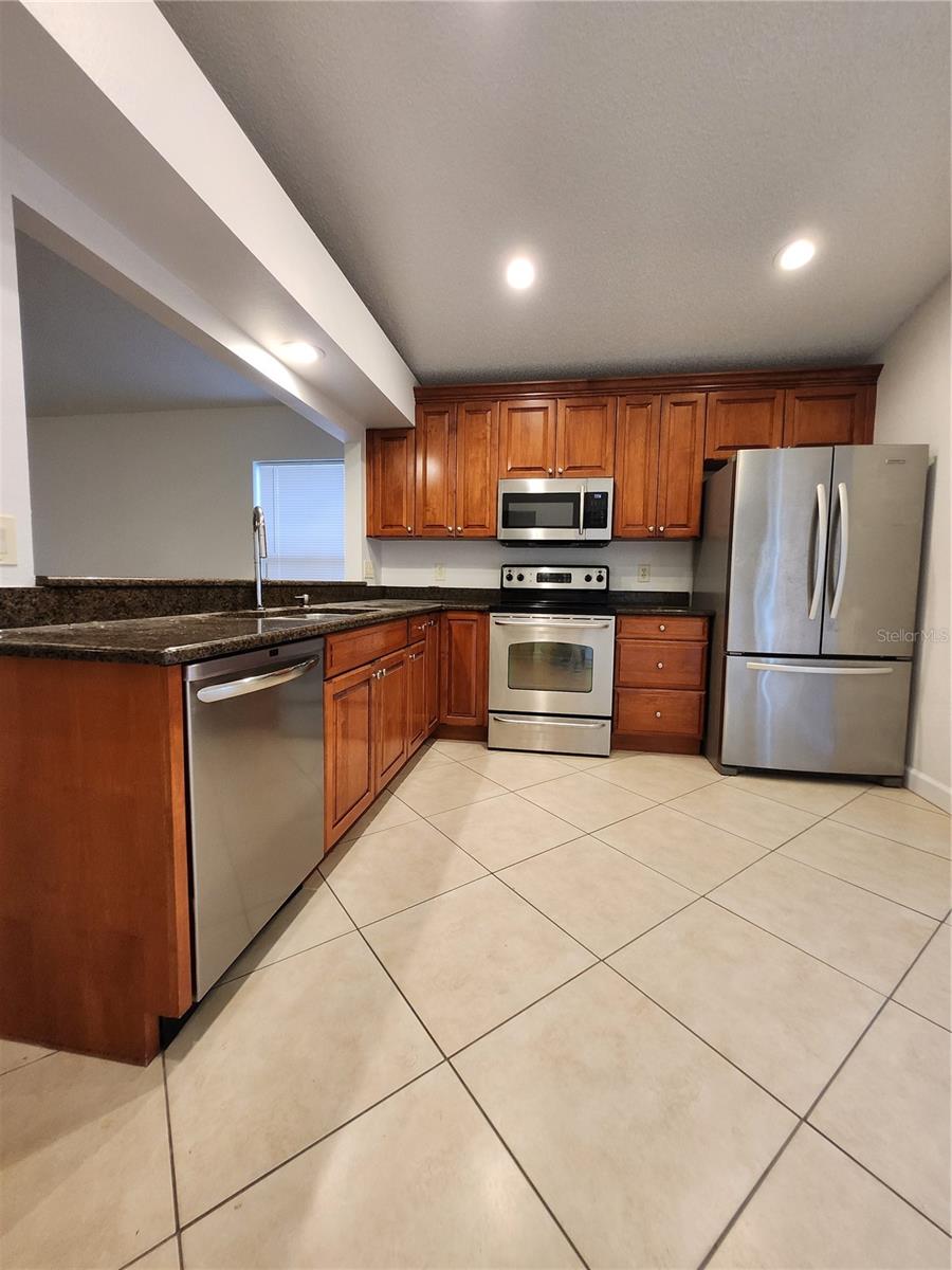 Image 4 of 13 For 10102 Cedar Dune Drive