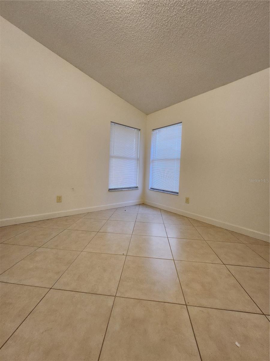 Image 7 of 13 For 10102 Cedar Dune Drive