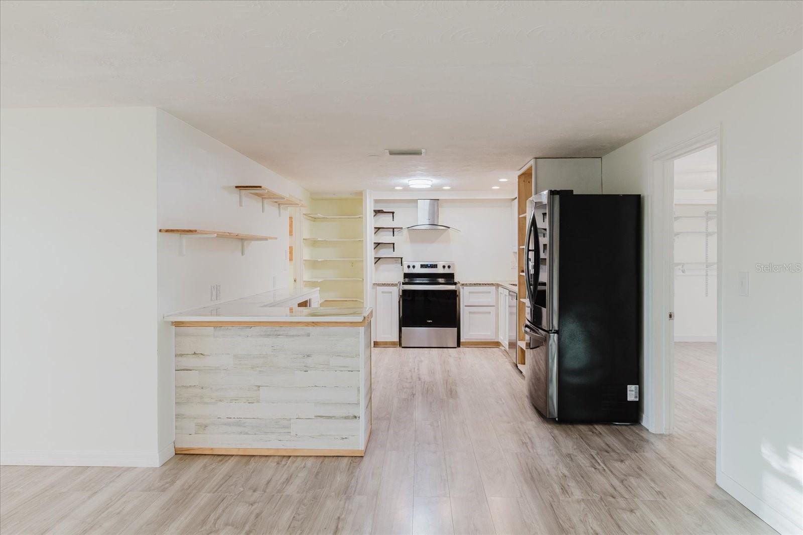 Image 15 of 52 For 2704 Lawn Place