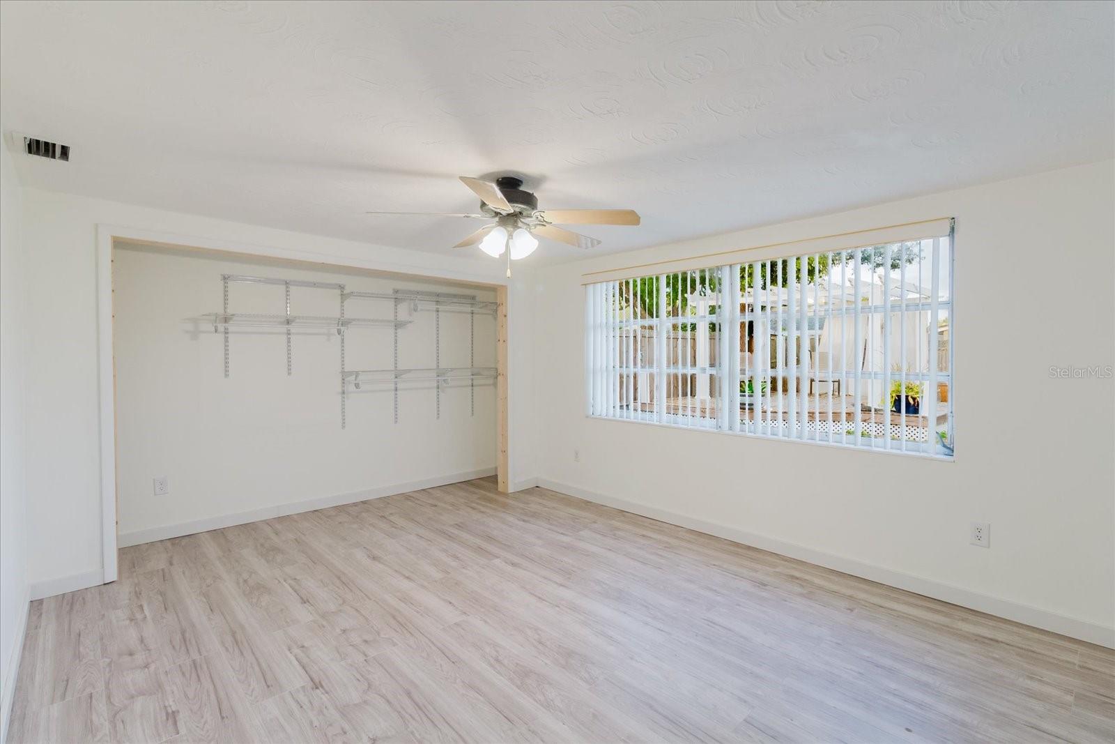 Image 31 of 52 For 2704 Lawn Place