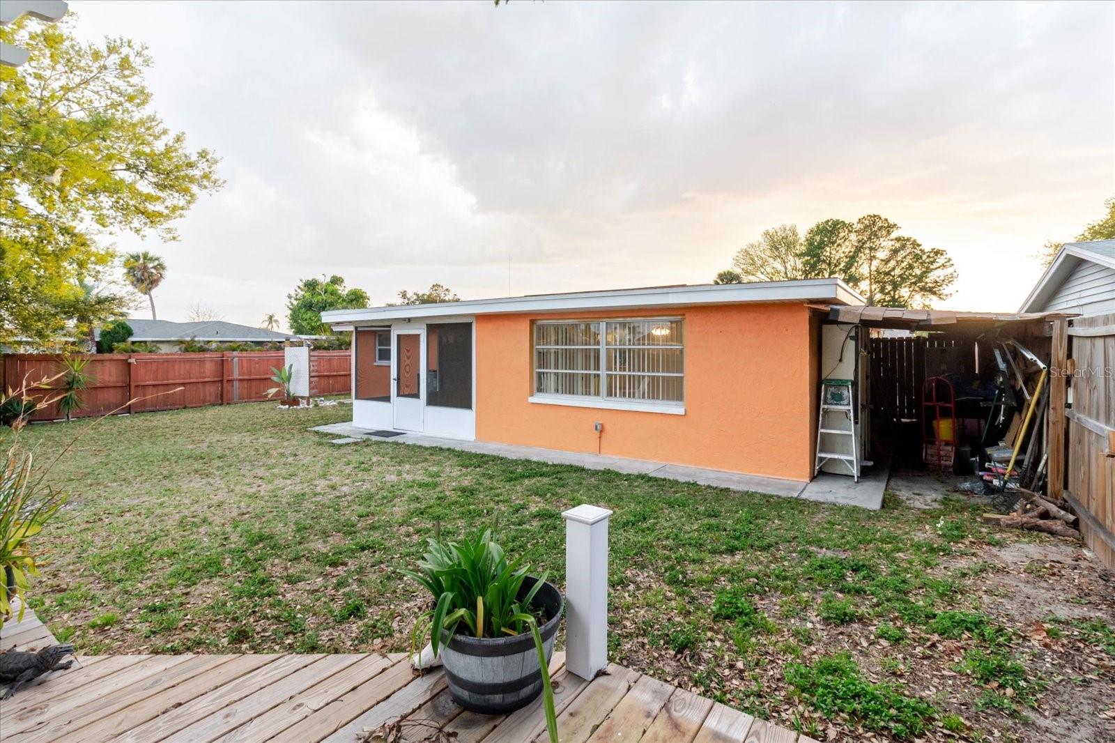 Image 44 of 52 For 2704 Lawn Place