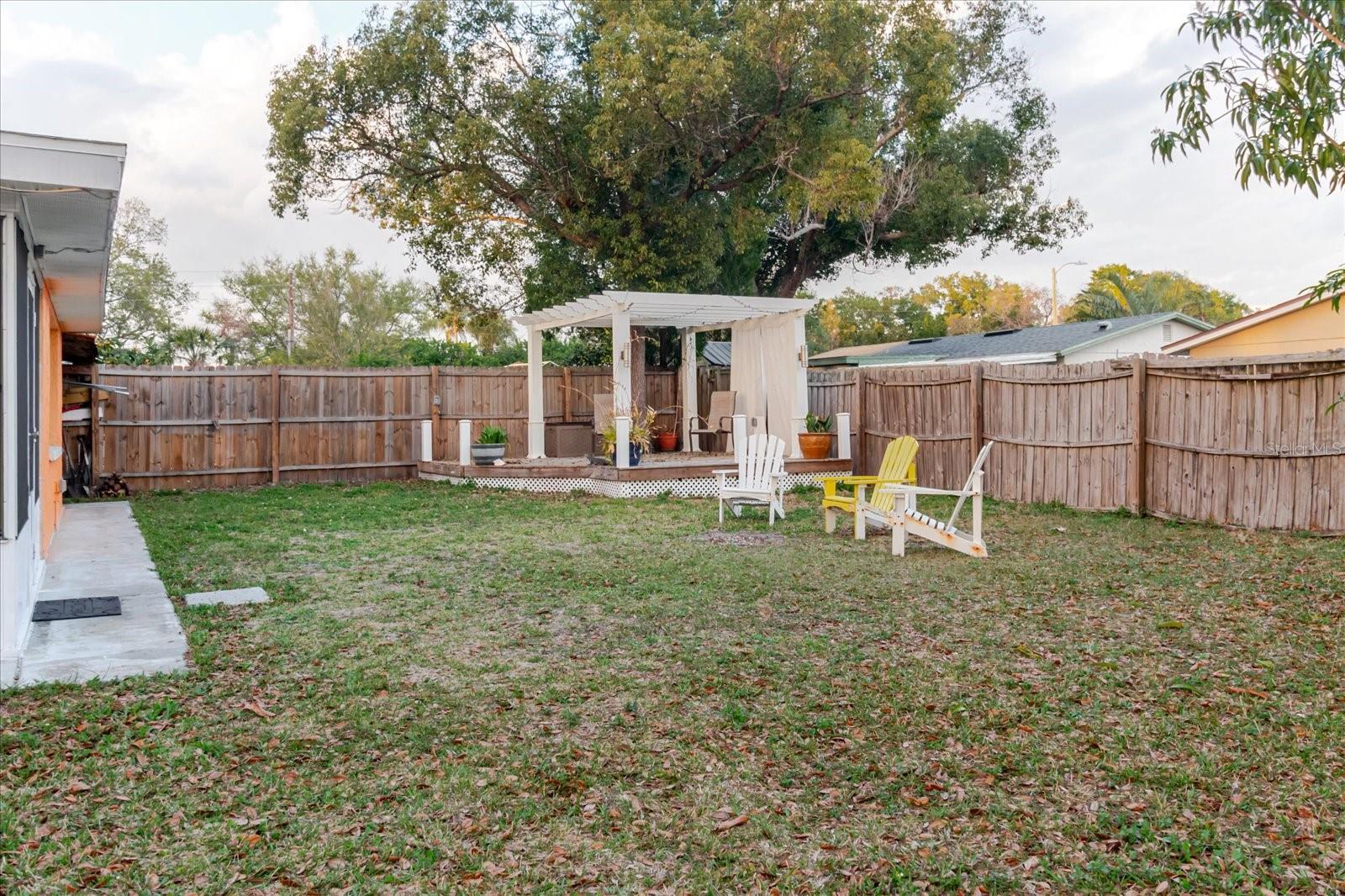 Image 48 of 52 For 2704 Lawn Place