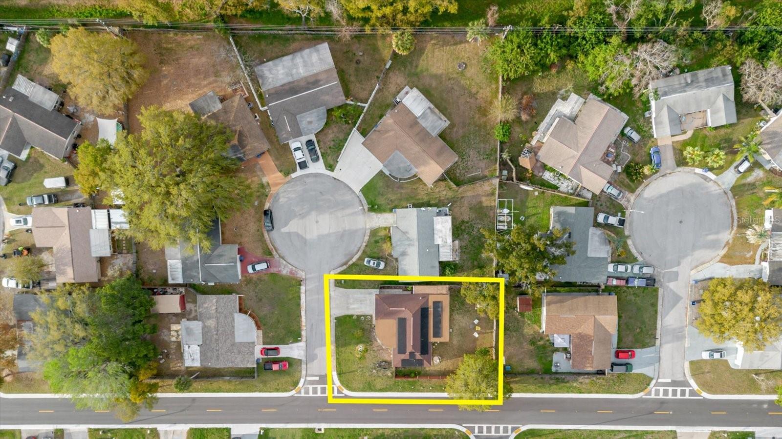 Image 50 of 52 For 2704 Lawn Place