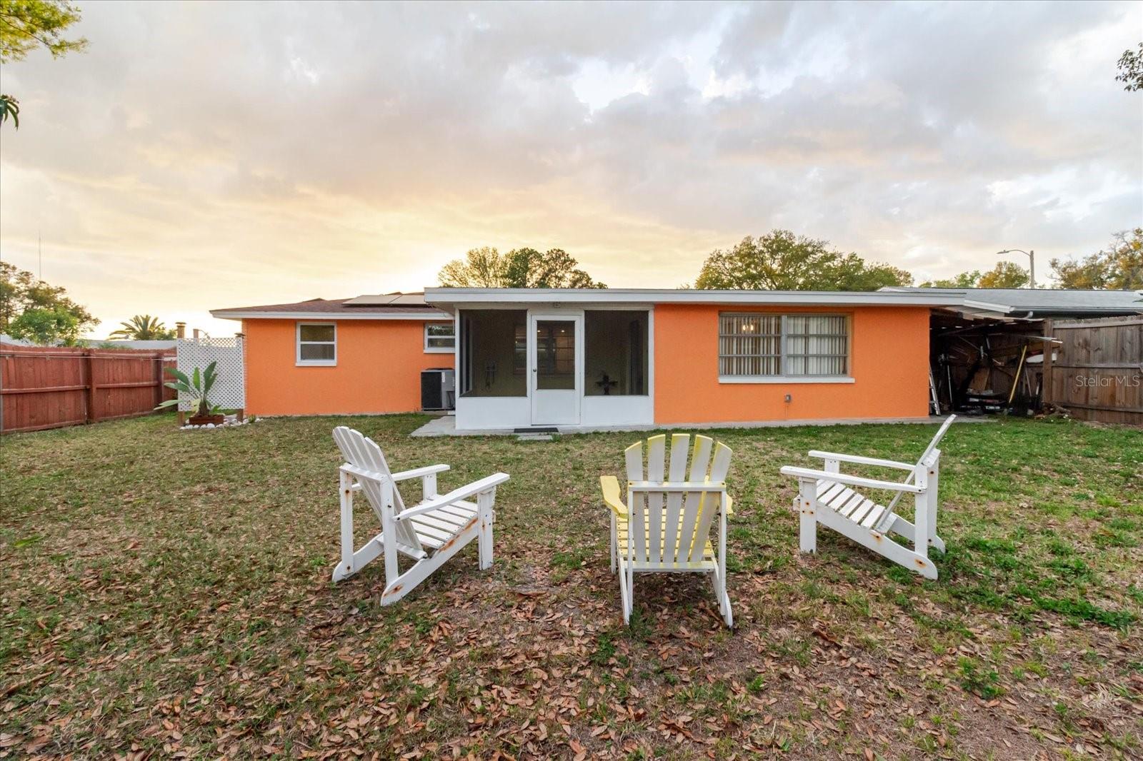 Image 9 of 52 For 2704 Lawn Place