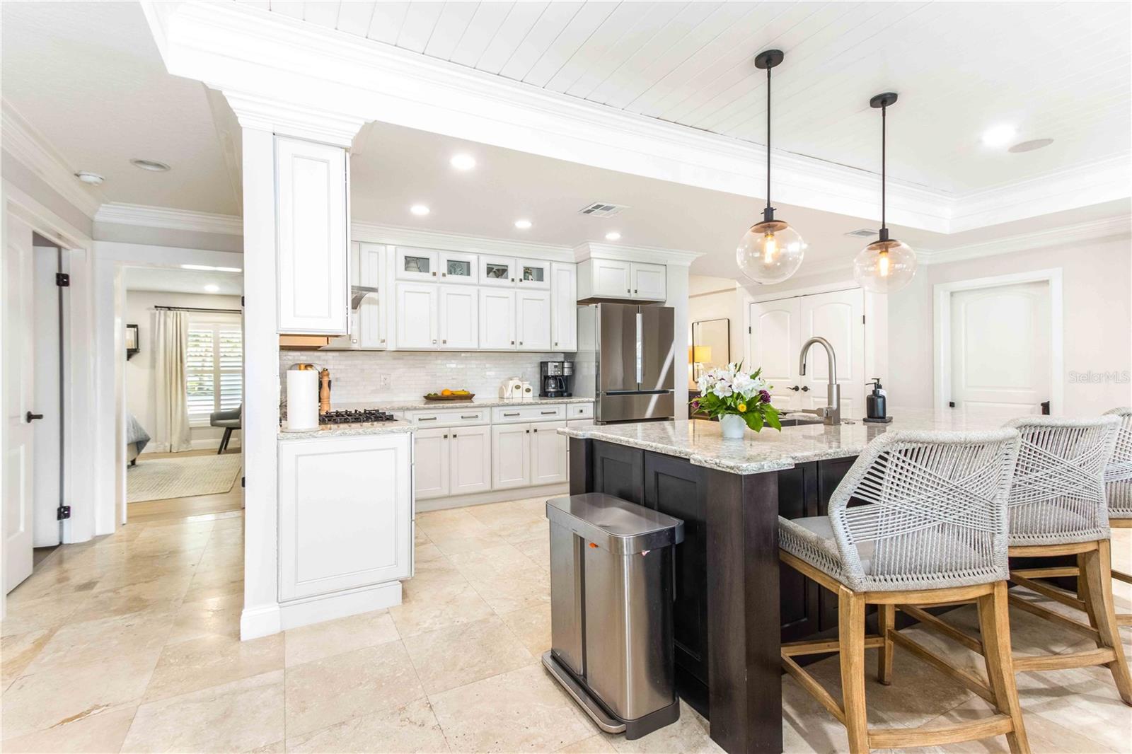 Image 10 of 80 For 430 Palm Island Se