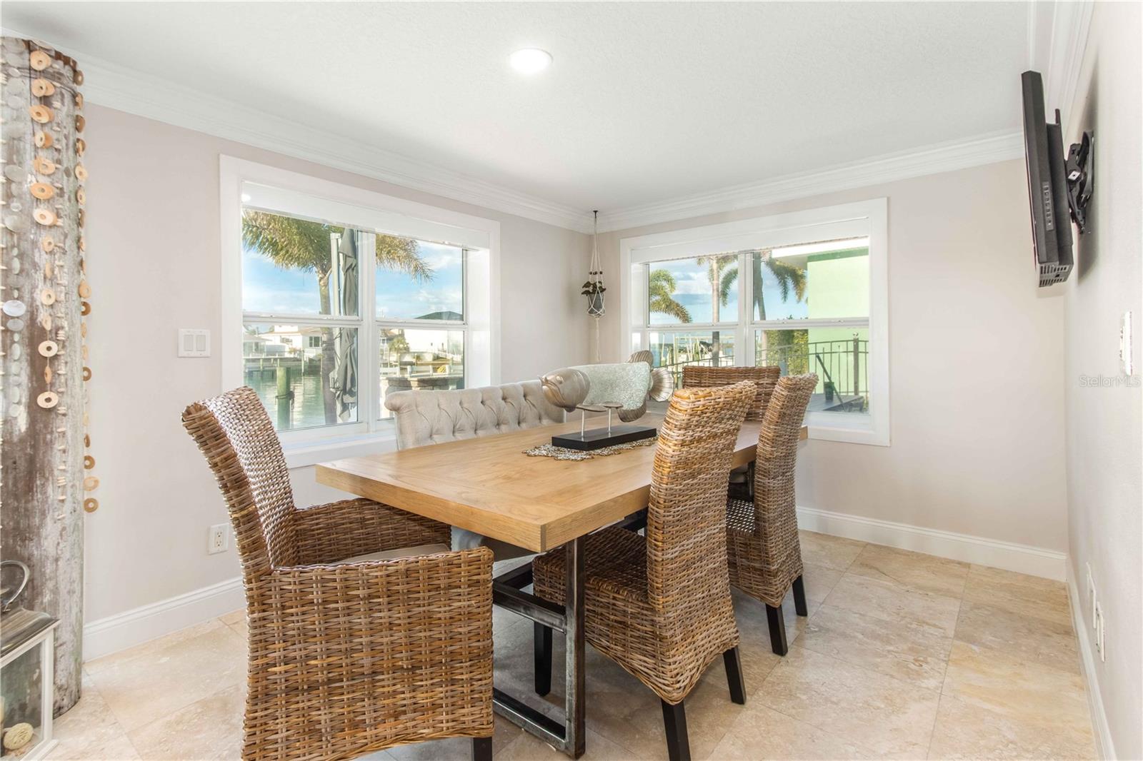 Image 18 of 80 For 430 Palm Island Se