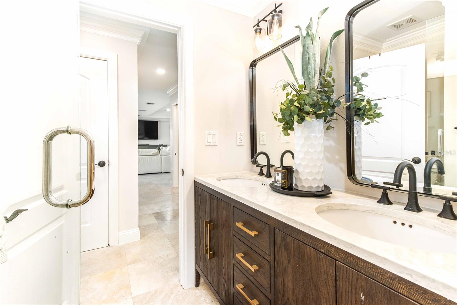 Image 25 of 80 For 430 Palm Island Se