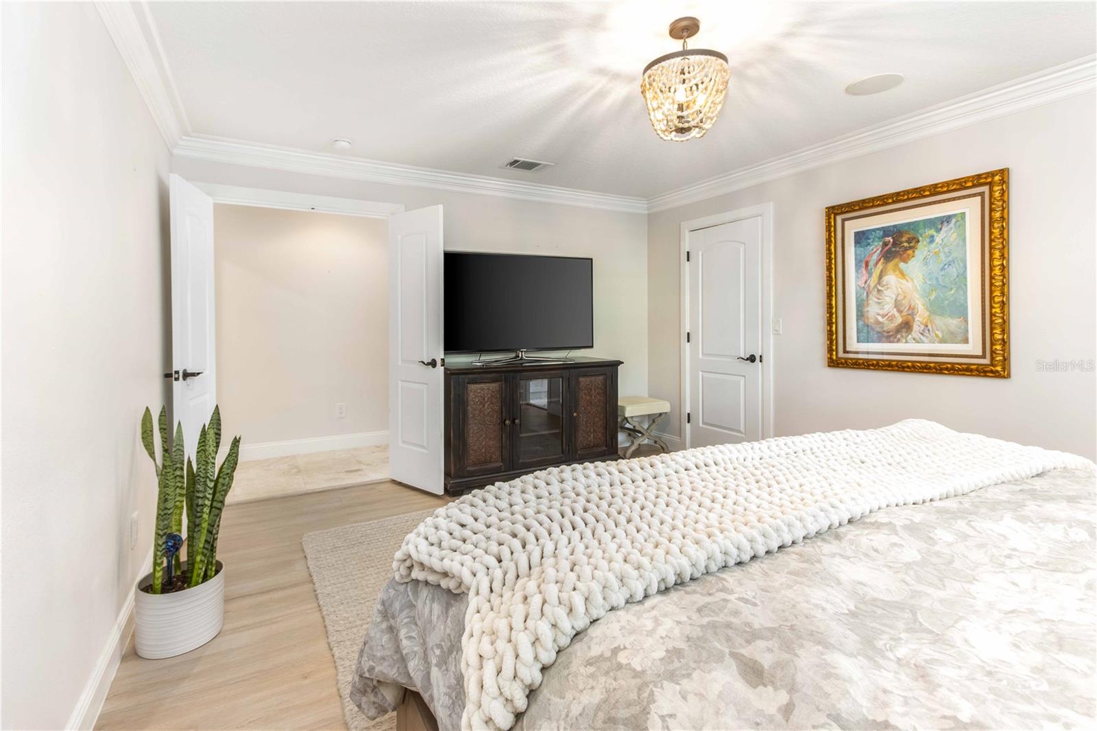 Image 32 of 80 For 430 Palm Island Se