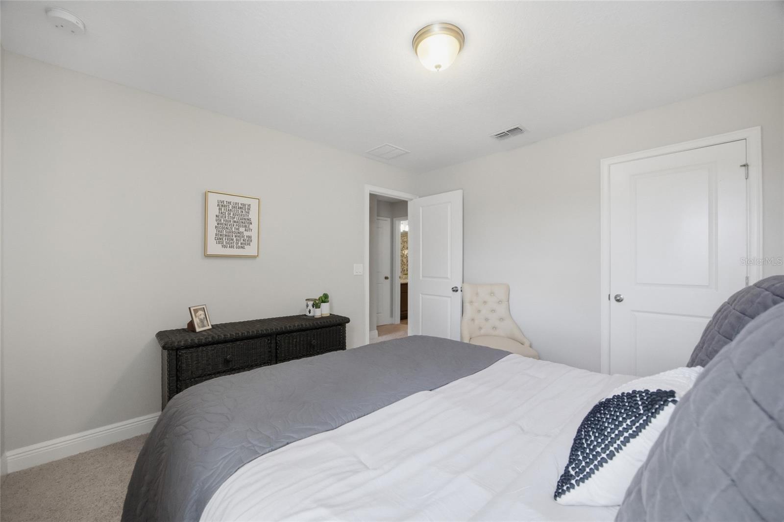 Image 23 of 41 For 5525 Cumberland Star Court 33