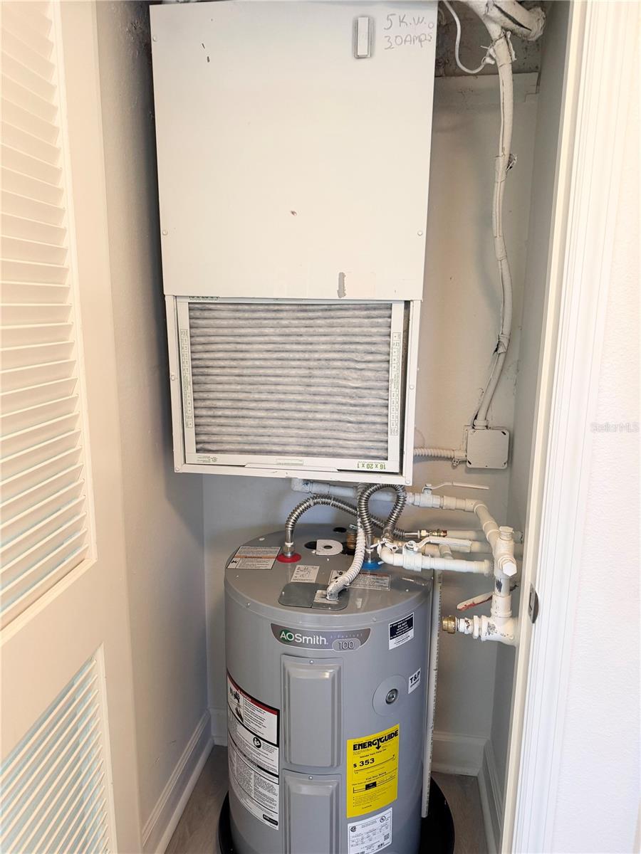 Image 15 of 28 For 7425 Bay Island Drive S 103