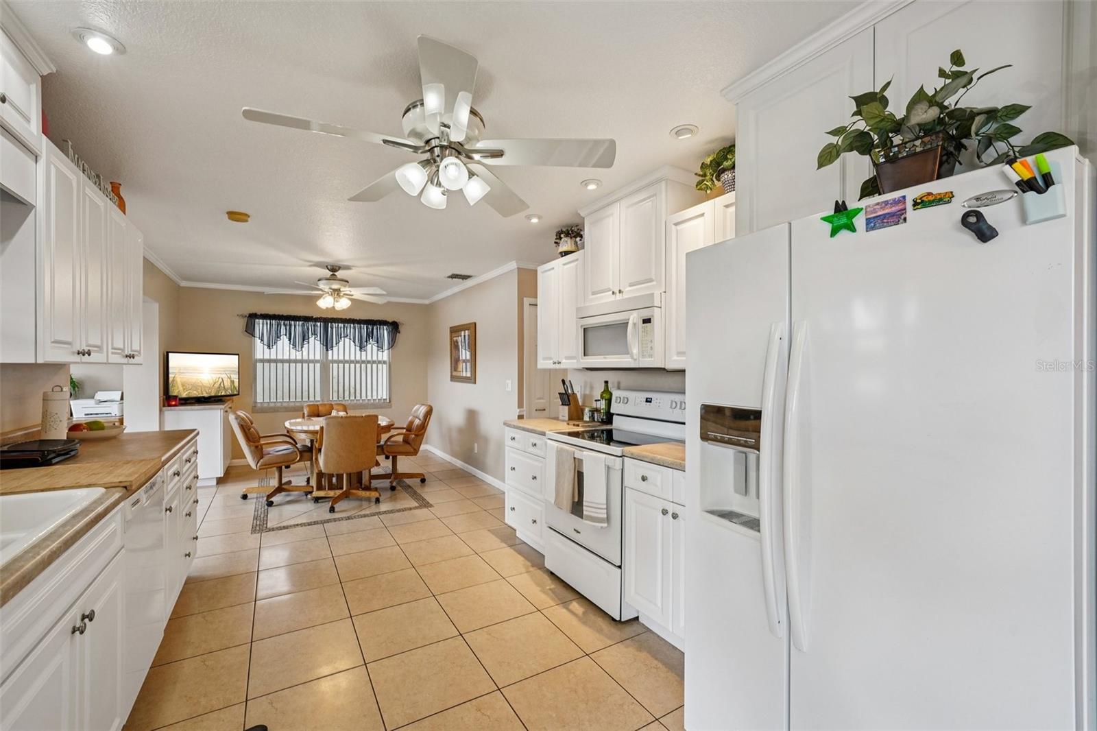 Image 27 of 76 For 10660 41st Court N