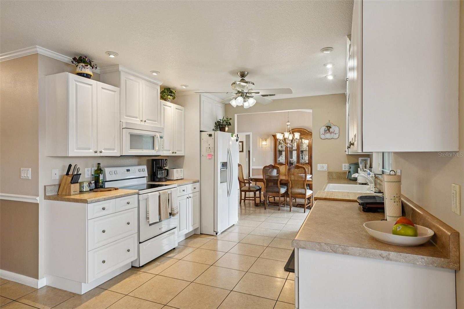 Image 30 of 76 For 10660 41st Court N