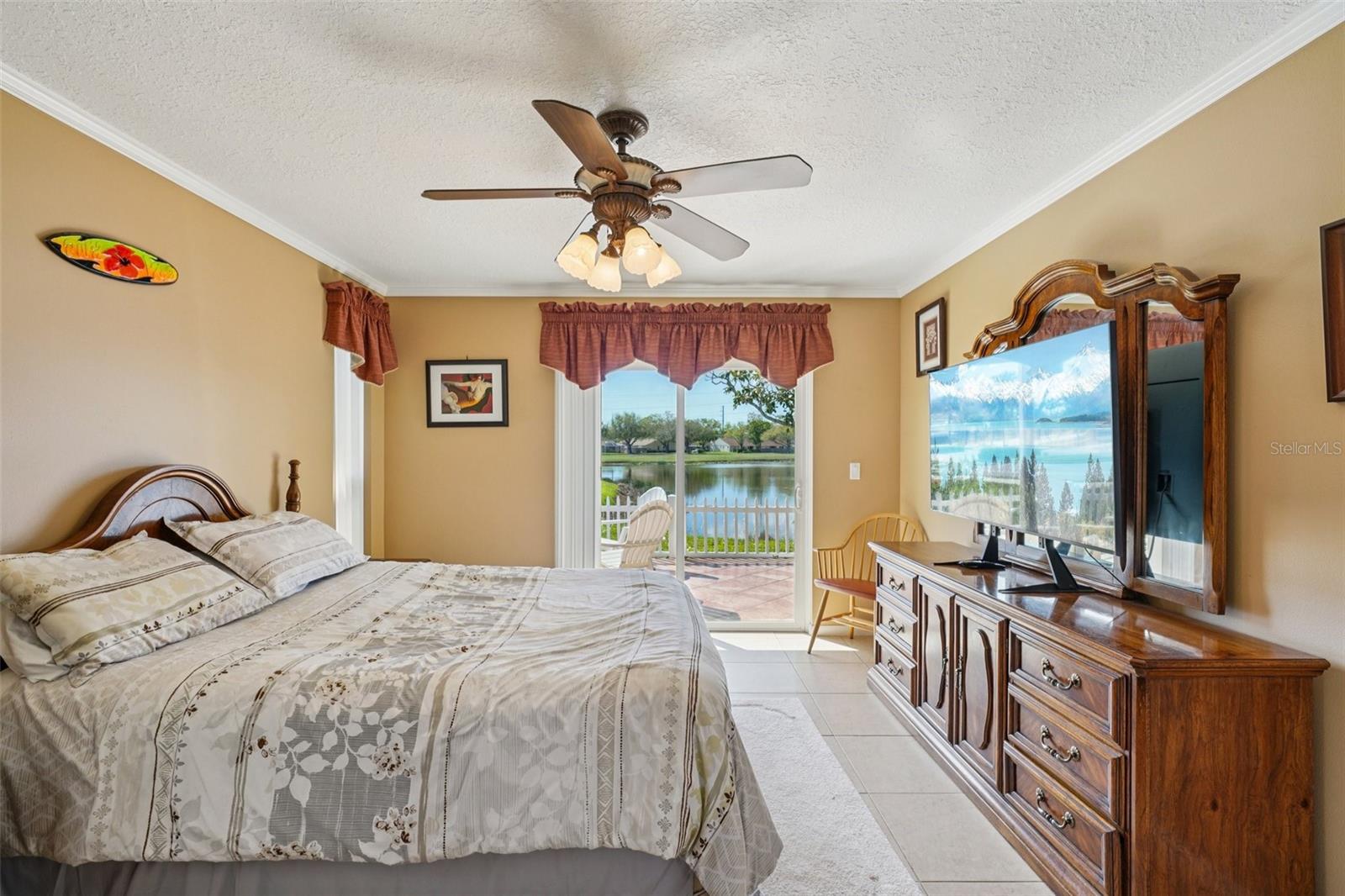 Image 38 of 76 For 10660 41st Court N