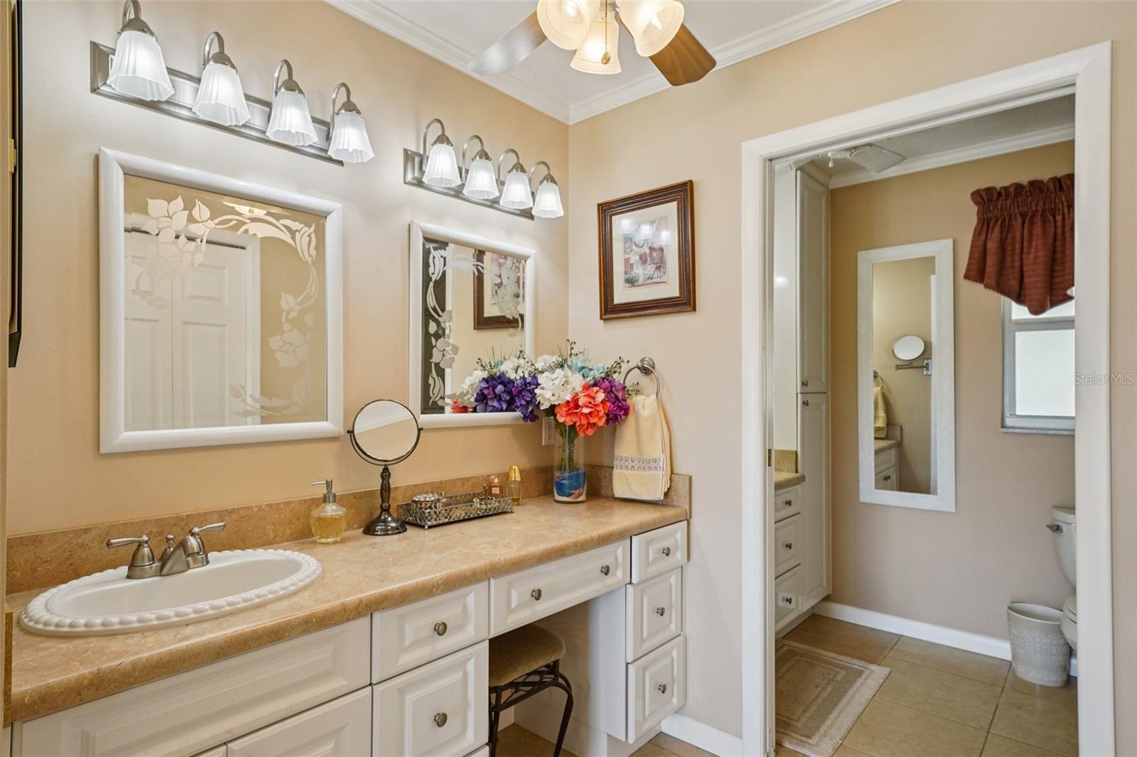 Image 42 of 76 For 10660 41st Court N