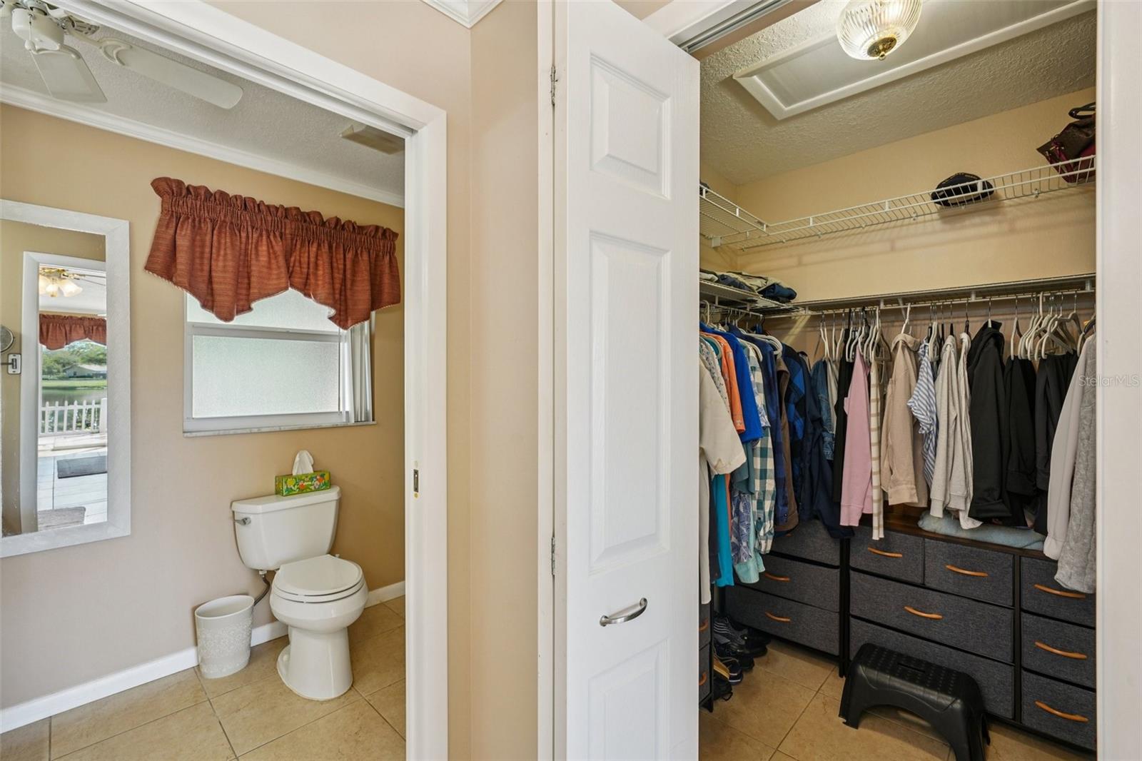 Image 47 of 76 For 10660 41st Court N