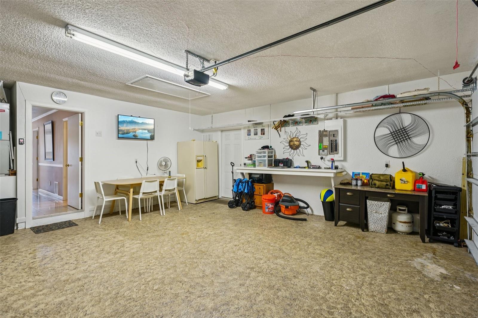 Image 62 of 76 For 10660 41st Court N