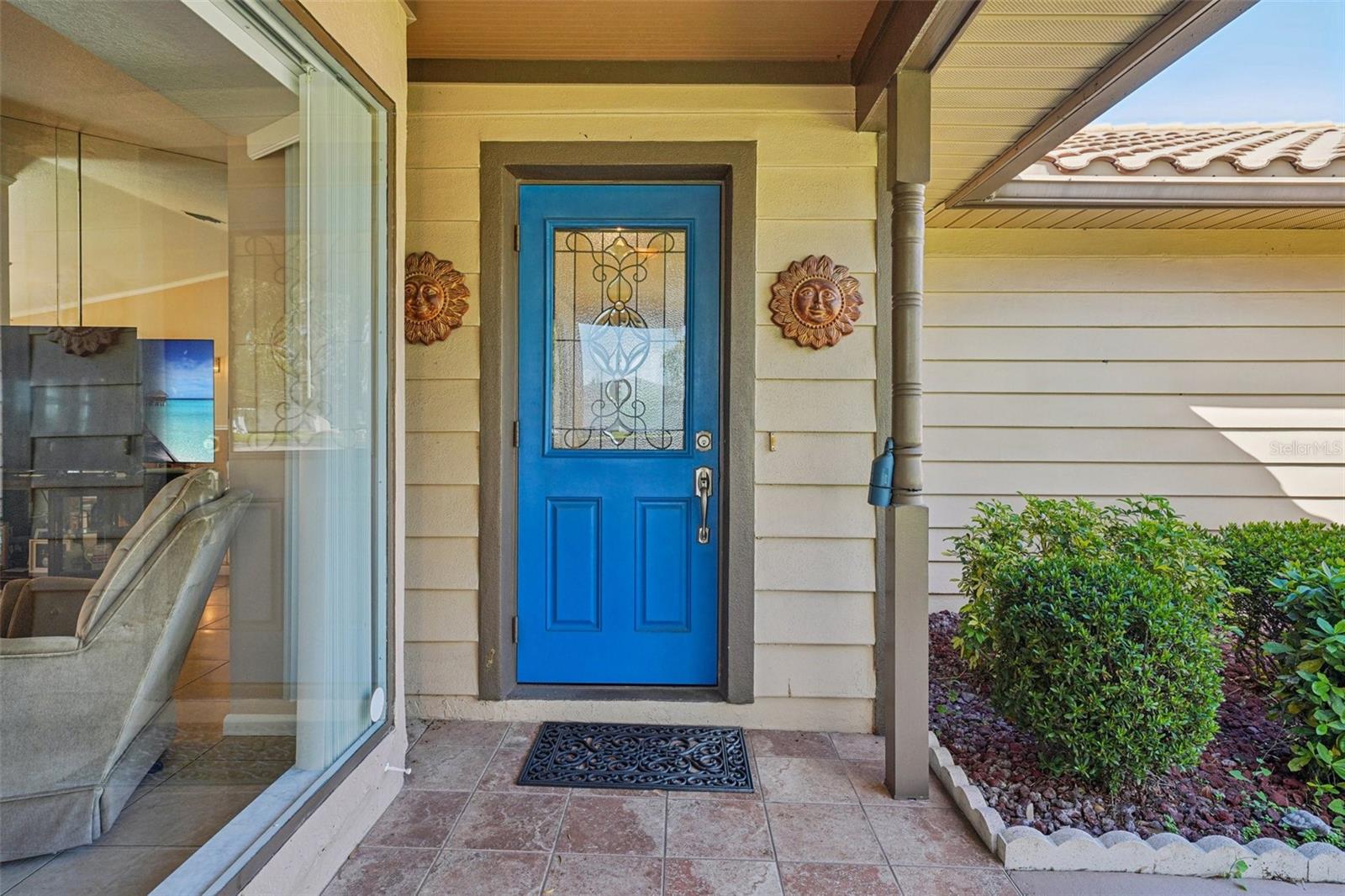 Image 9 of 76 For 10660 41st Court N