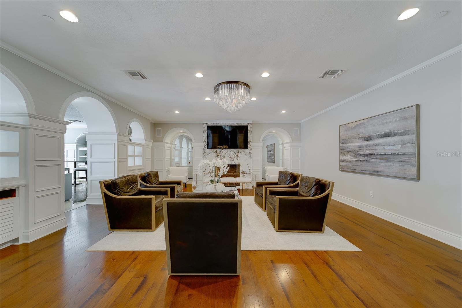 Image 28 of 47 For 11 Baymont Street 1109