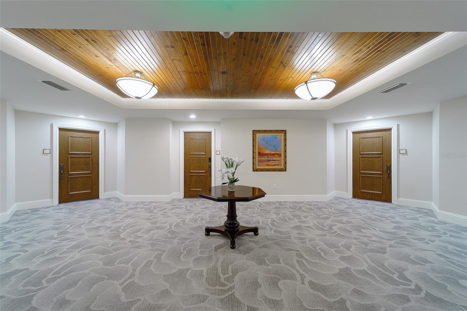 Image 7 of 47 For 11 Baymont Street 1109