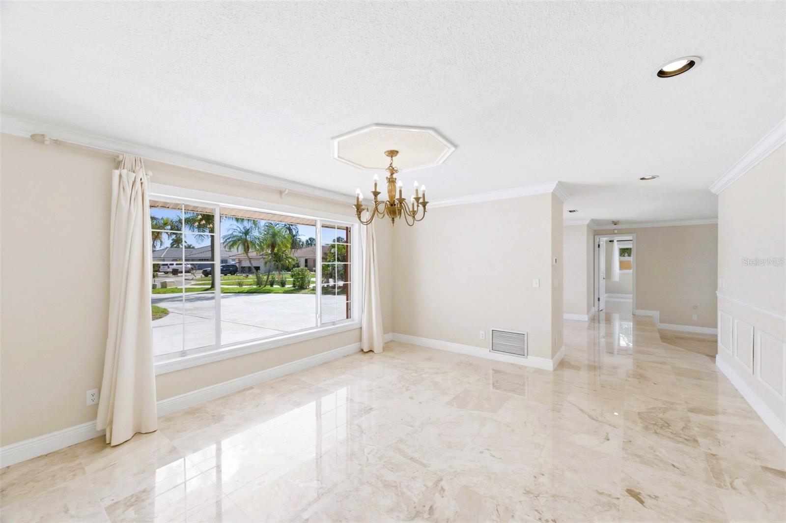 Image 10 of 70 For 4201 45th Street S