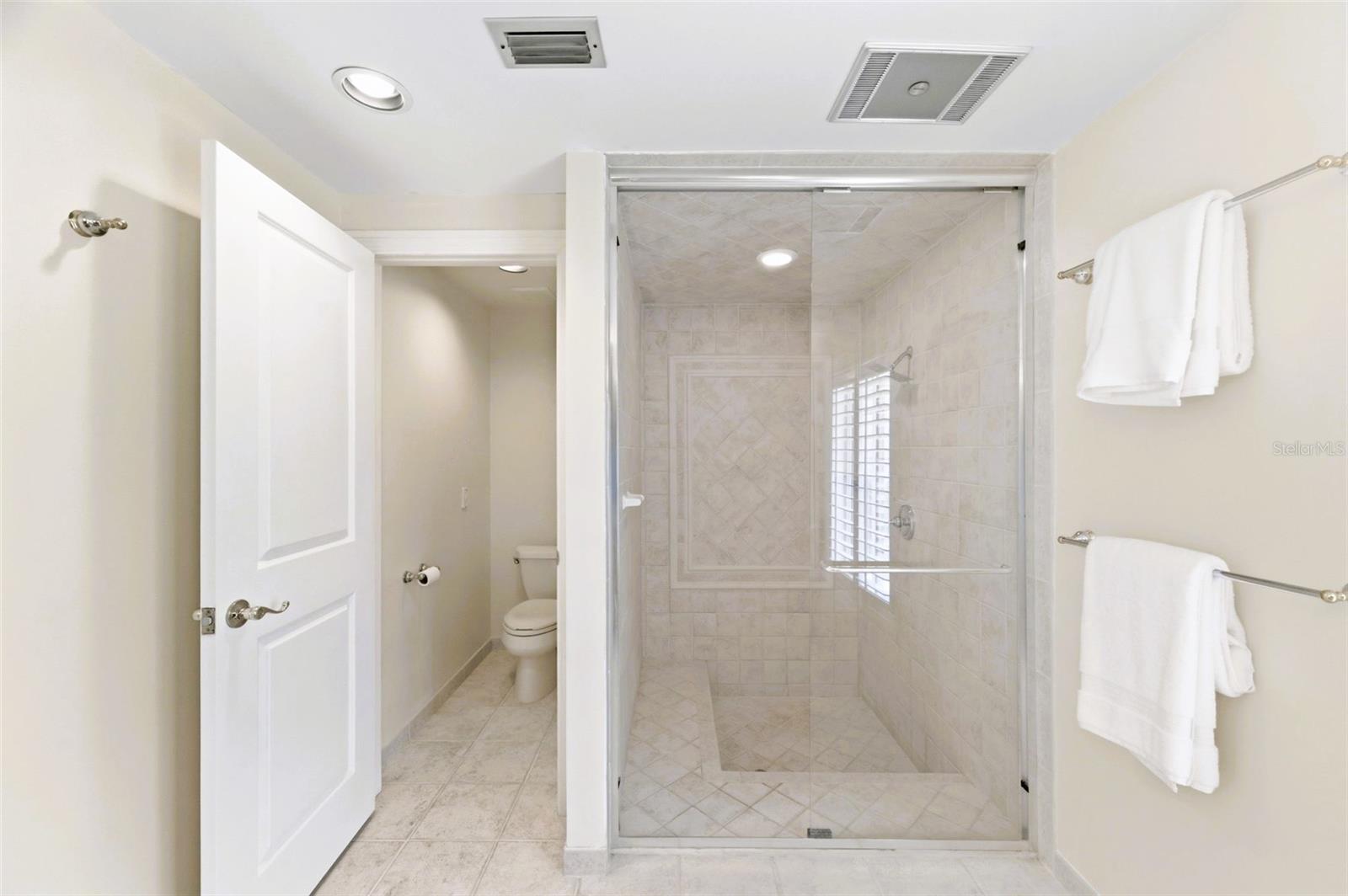 Image 54 of 70 For 4201 45th Street S