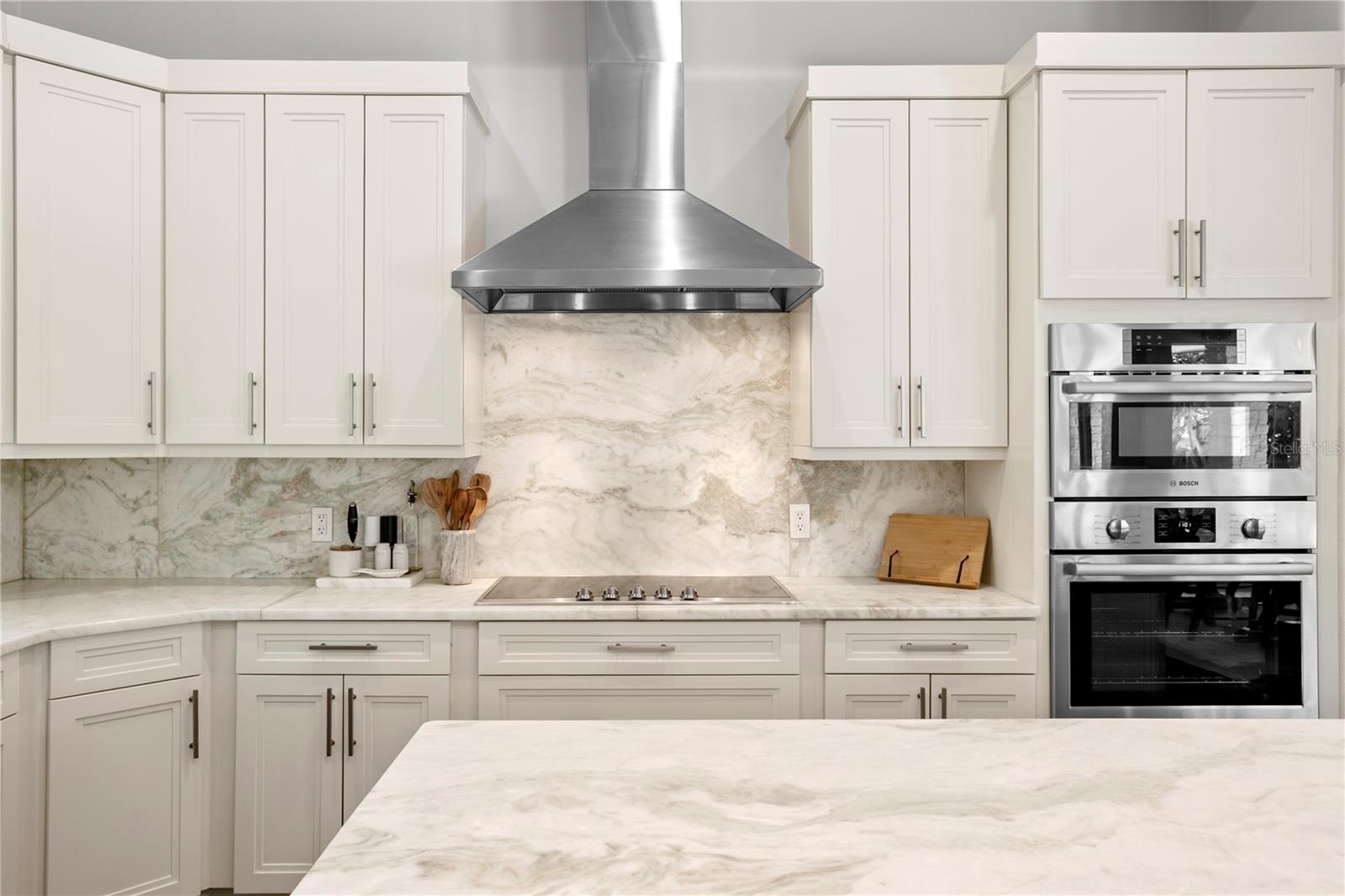 Listing photo id 14 for 16204 Sierra De Avila