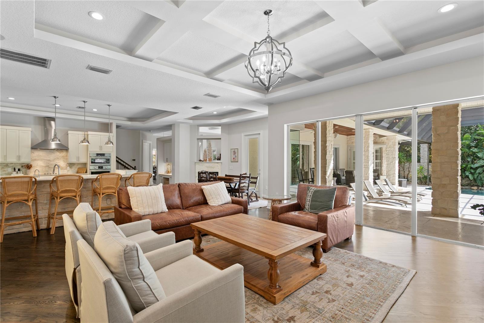 Listing photo id 21 for 16204 Sierra De Avila