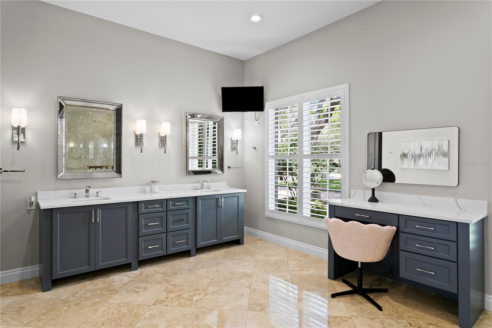 Listing photo id 27 for 16204 Sierra De Avila