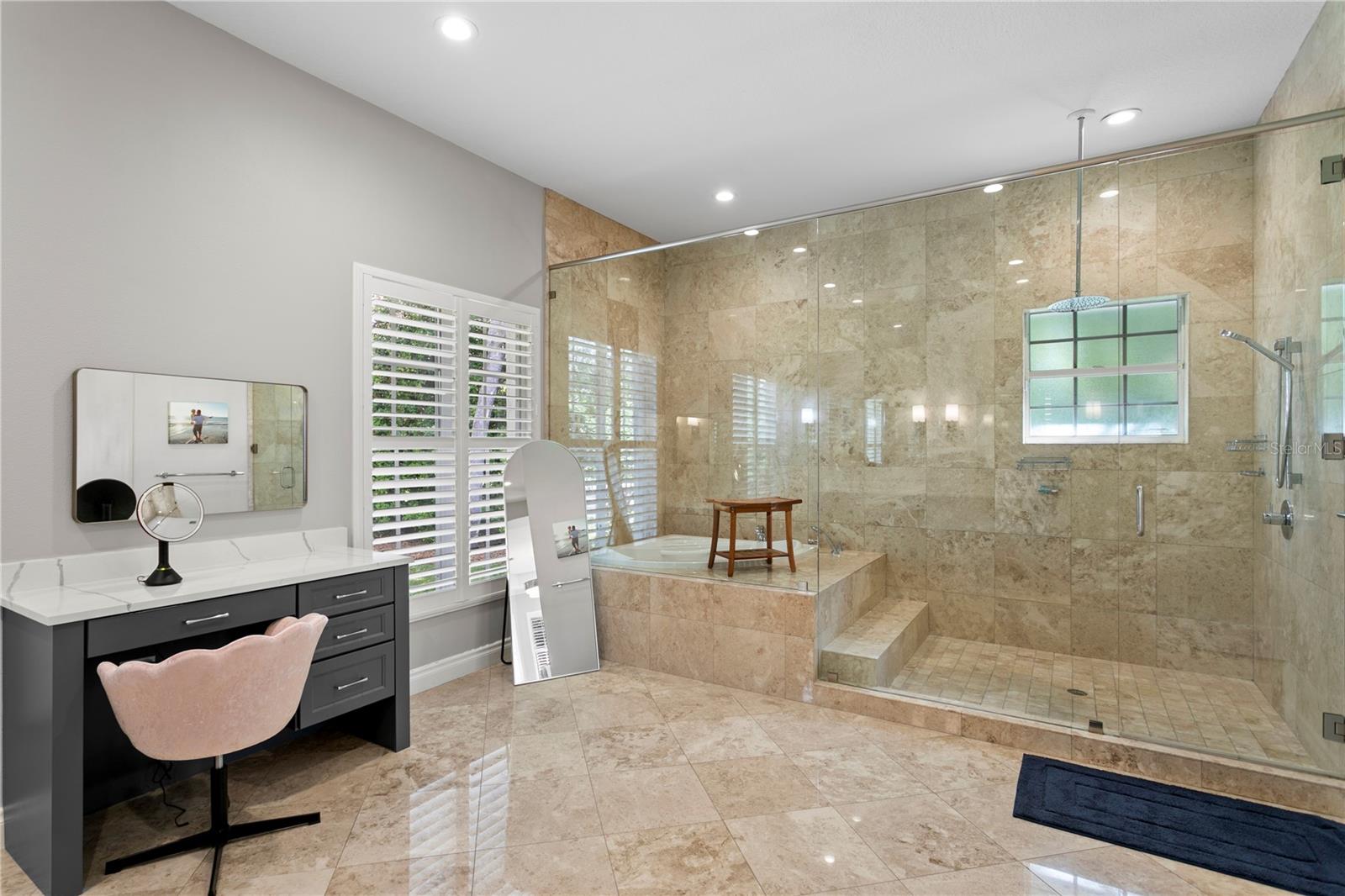 Listing photo id 28 for 16204 Sierra De Avila