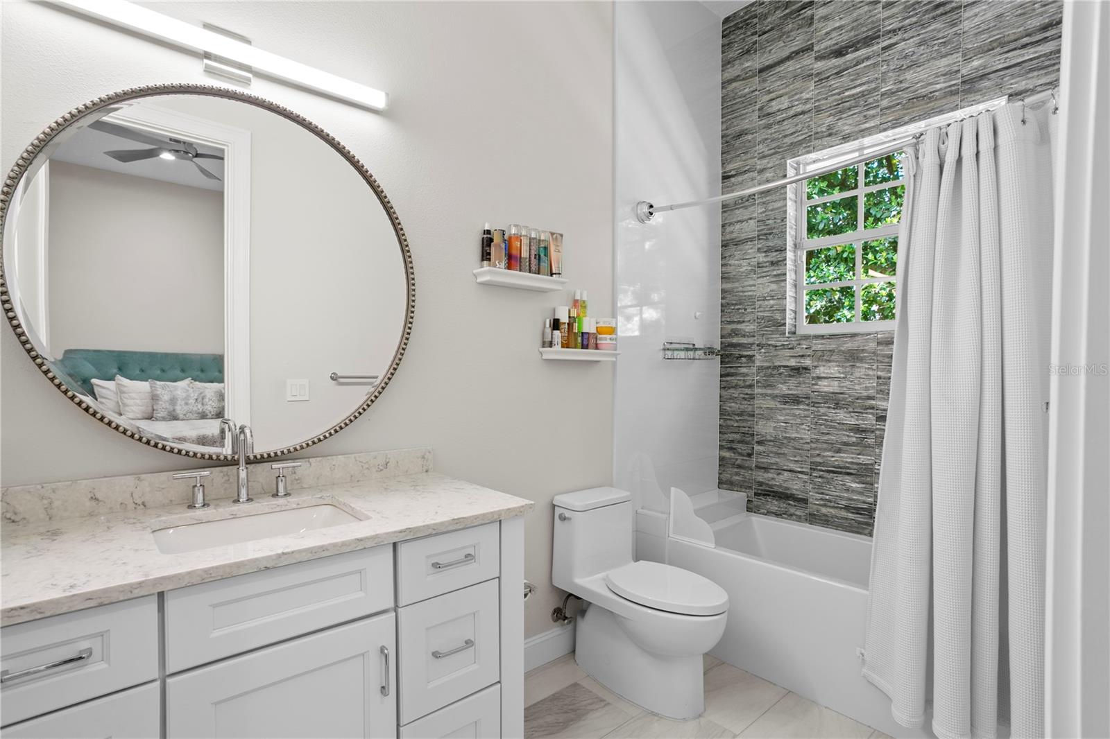 Listing photo id 35 for 16204 Sierra De Avila