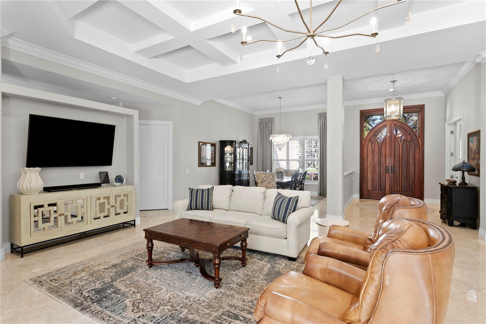 Listing photo id 2 for 16204 Sierra De Avila