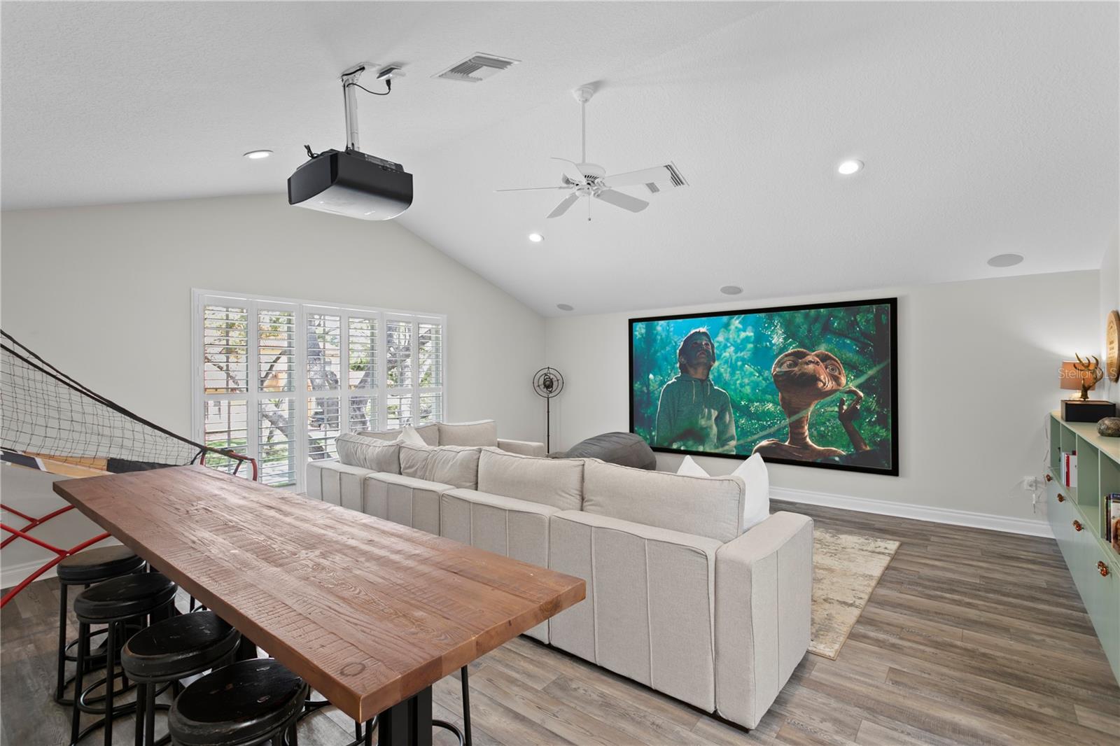 Listing photo id 47 for 16204 Sierra De Avila