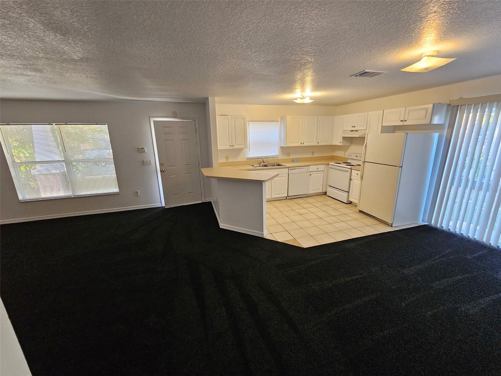 Image 3 of 10 For 1000 13th Avenue S